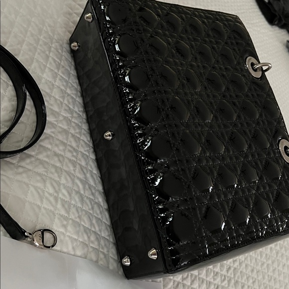 With COA: Excellent Christian Dior Lady Dior Black Large Tote - Picture 4 of 8